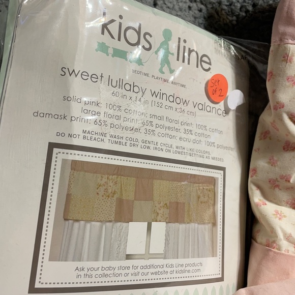 Kids line sweet lullaby window valance - Picture 2 of 3